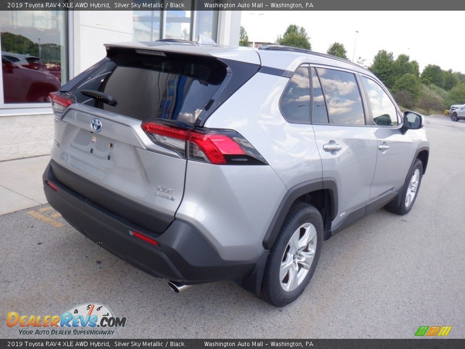 2019 Toyota RAV4 XLE AWD Hybrid Silver Sky Metallic / Black Photo #9