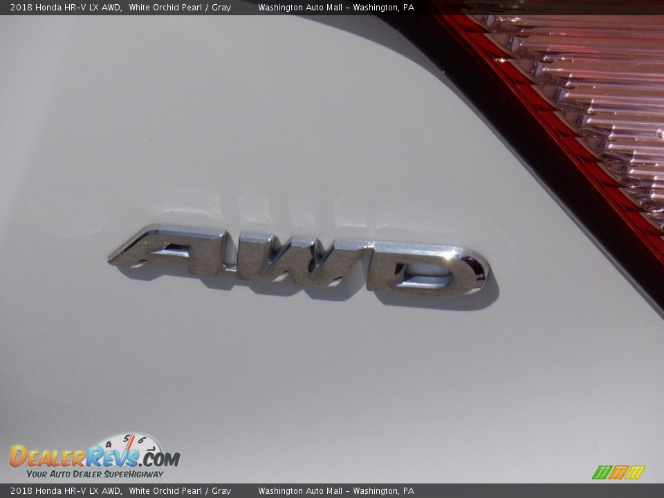 2018 Honda HR-V LX AWD White Orchid Pearl / Gray Photo #10