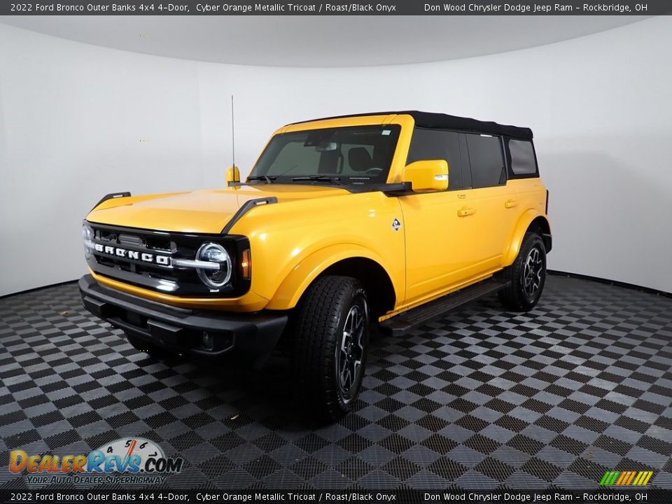 Cyber Orange Metallic Tricoat 2022 Ford Bronco Outer Banks 4x4 4-Door Photo #7