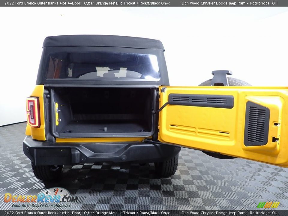 2022 Ford Bronco Outer Banks 4x4 4-Door Cyber Orange Metallic Tricoat / Roast/Black Onyx Photo #10