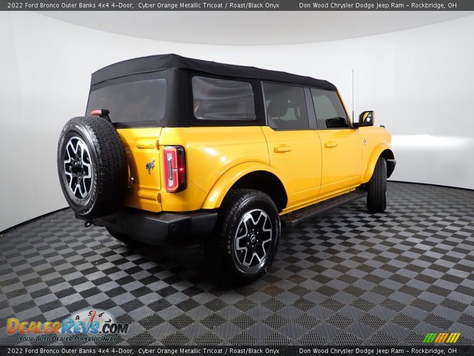 2022 Ford Bronco Outer Banks 4x4 4-Door Cyber Orange Metallic Tricoat / Roast/Black Onyx Photo #12