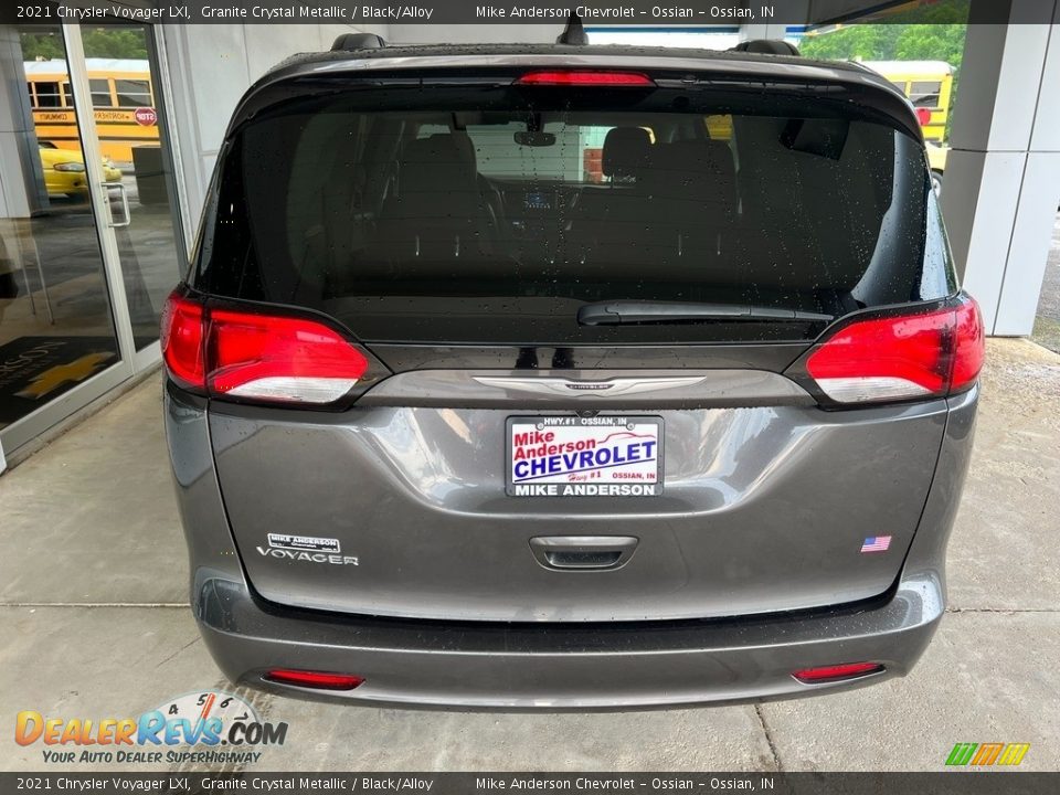 2021 Chrysler Voyager LXI Granite Crystal Metallic / Black/Alloy Photo #8