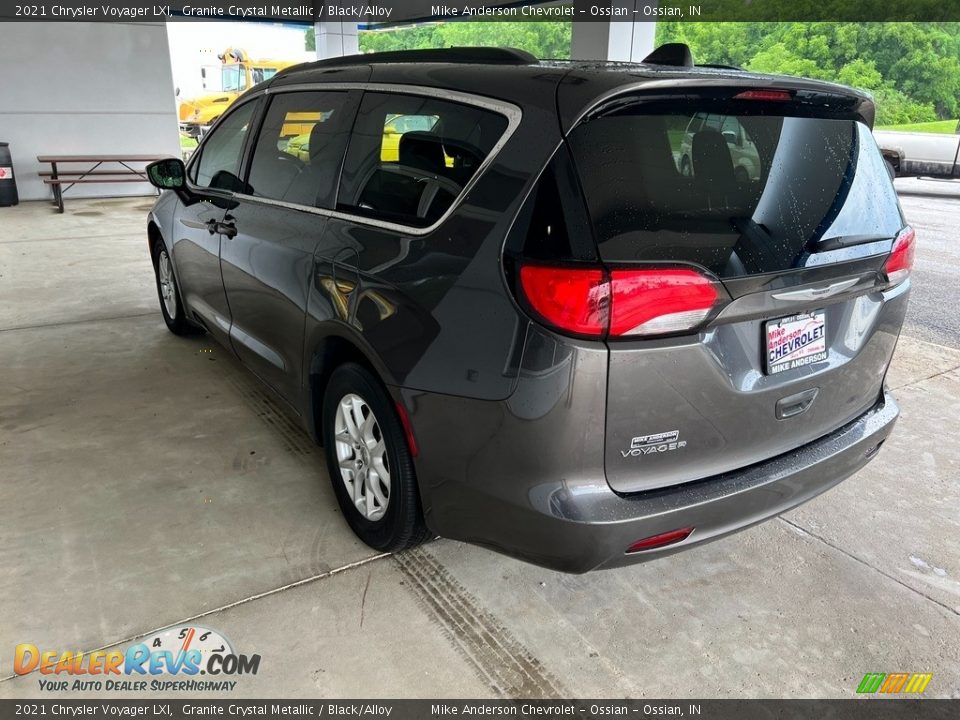 2021 Chrysler Voyager LXI Granite Crystal Metallic / Black/Alloy Photo #10