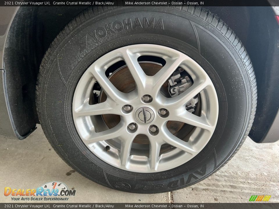 2021 Chrysler Voyager LXI Wheel Photo #11