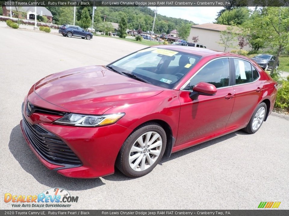 2020 Toyota Camry LE Ruby Flare Pearl / Black Photo #4