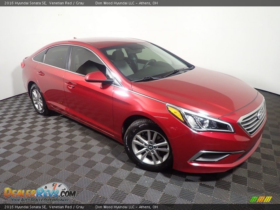 2016 Hyundai Sonata SE Venetian Red / Gray Photo #3