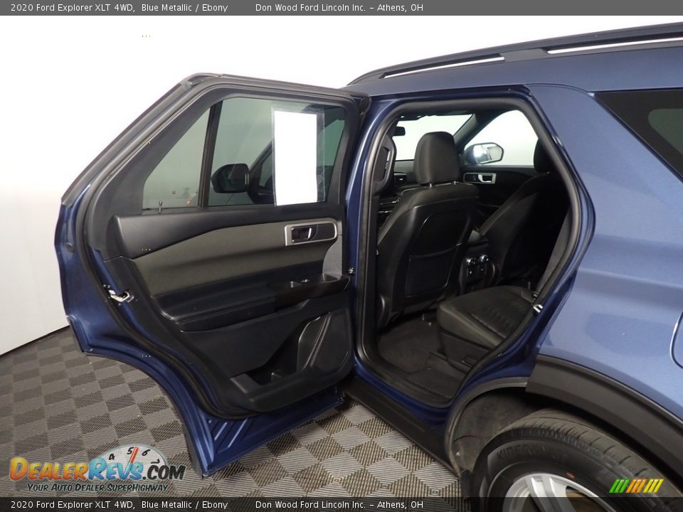2020 Ford Explorer XLT 4WD Blue Metallic / Ebony Photo #31
