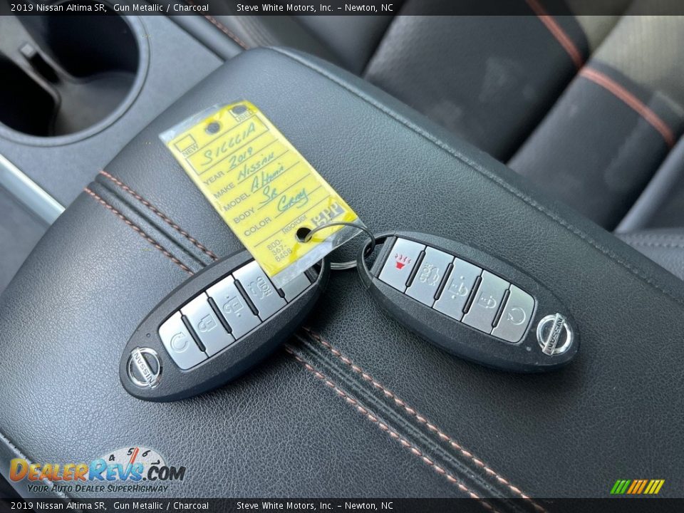Keys of 2019 Nissan Altima SR Photo #27