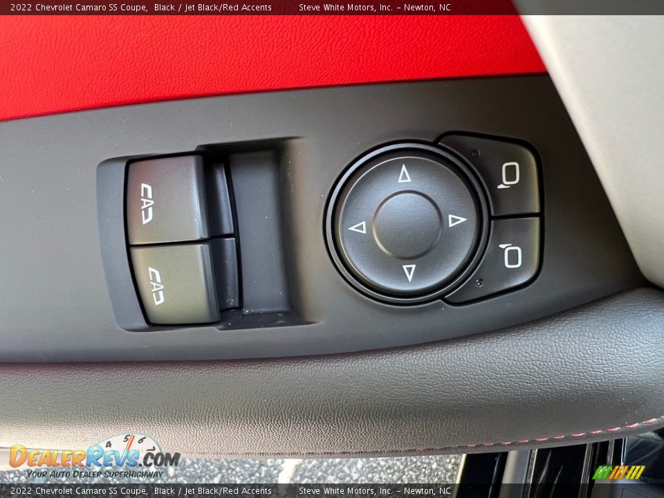 Controls of 2022 Chevrolet Camaro SS Coupe Photo #13