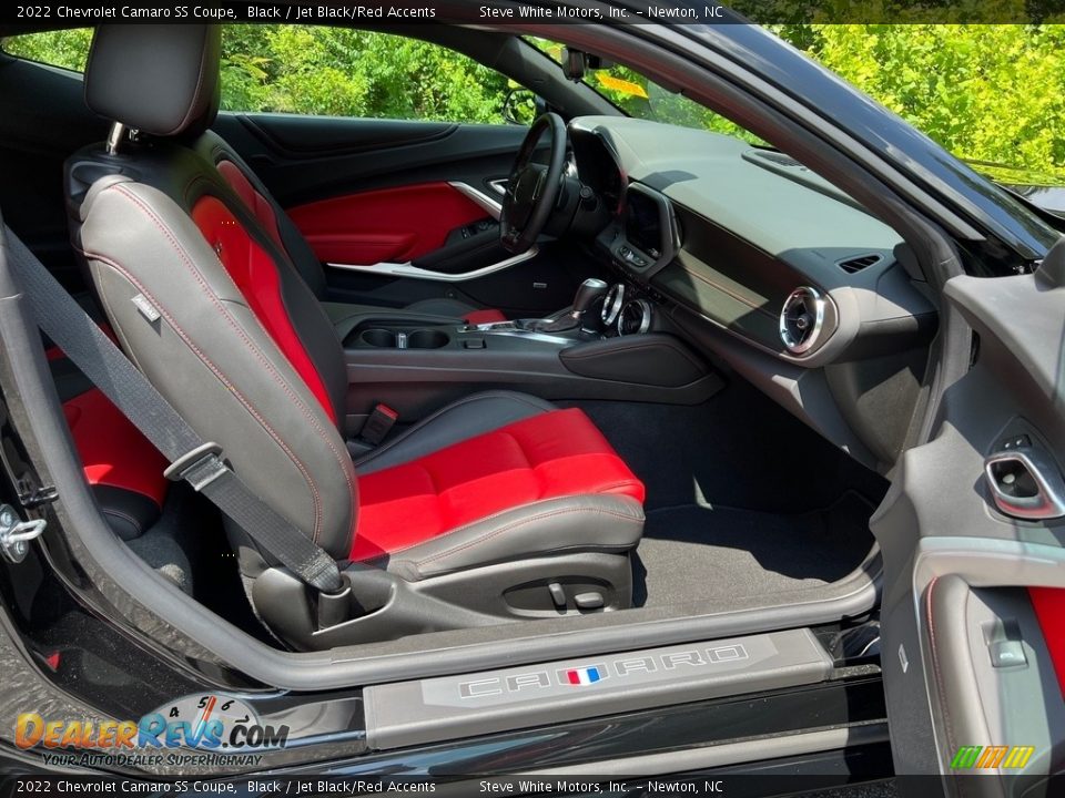 Front Seat of 2022 Chevrolet Camaro SS Coupe Photo #18