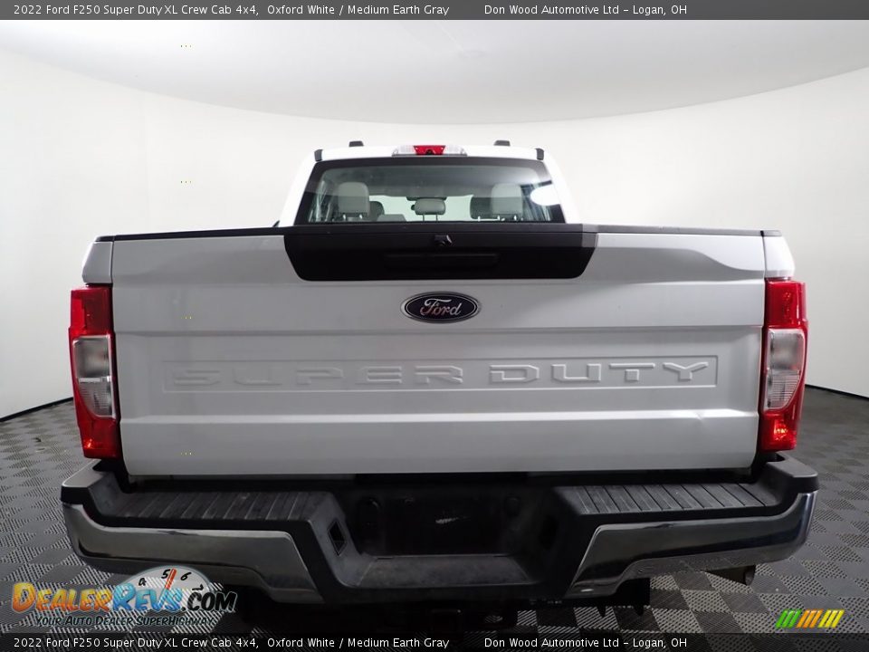 2022 Ford F250 Super Duty XL Crew Cab 4x4 Oxford White / Medium Earth Gray Photo #7