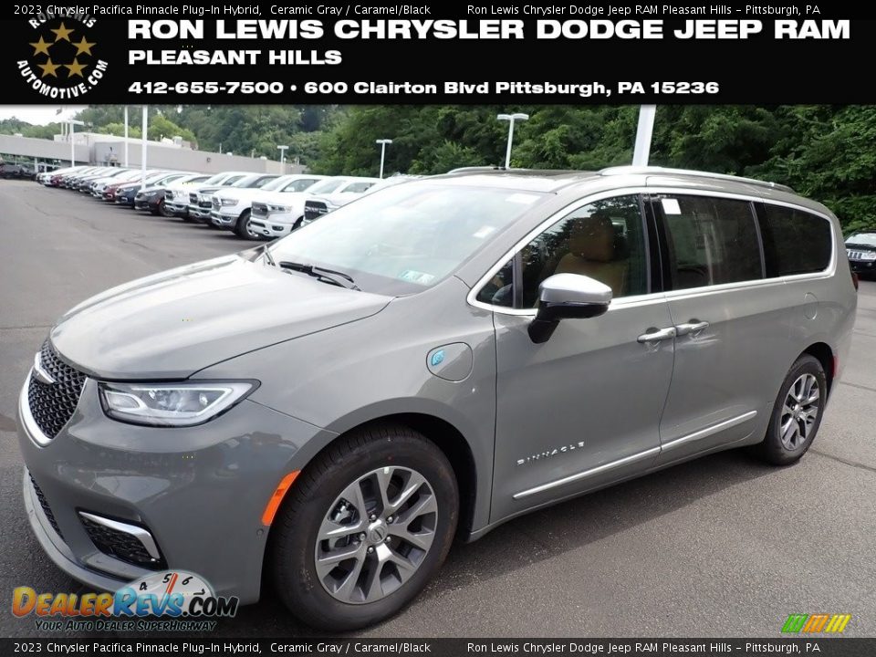 2023 Chrysler Pacifica Pinnacle Plug-In Hybrid Ceramic Gray / Caramel/Black Photo #1