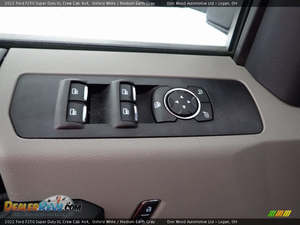 Door Panel of 2022 Ford F250 Super Duty XL Crew Cab 4x4 Photo #11
