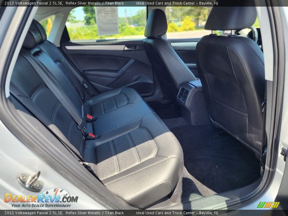 Rear Seat of 2013 Volkswagen Passat 2.5L SE Photo #13