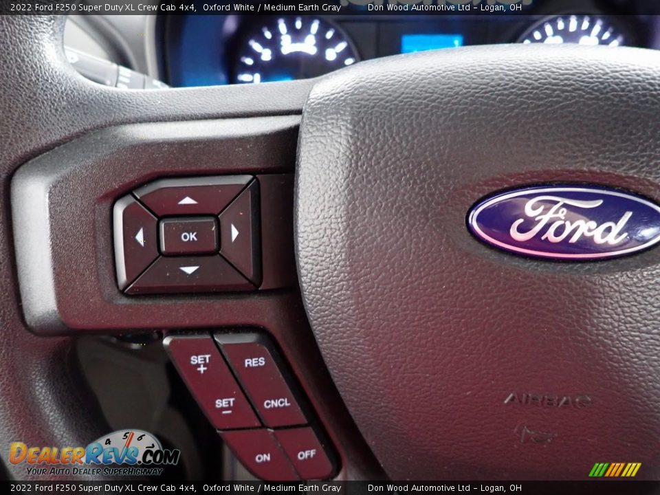2022 Ford F250 Super Duty XL Crew Cab 4x4 Steering Wheel Photo #14