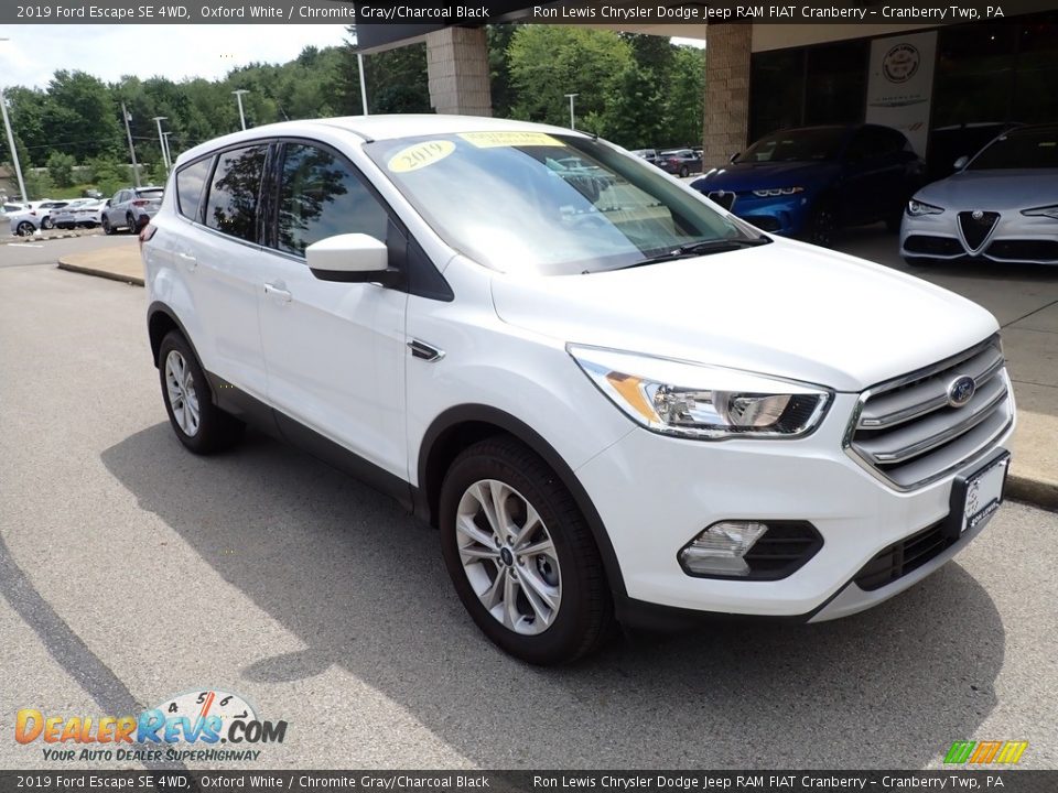 2019 Ford Escape SE 4WD Oxford White / Chromite Gray/Charcoal Black Photo #2