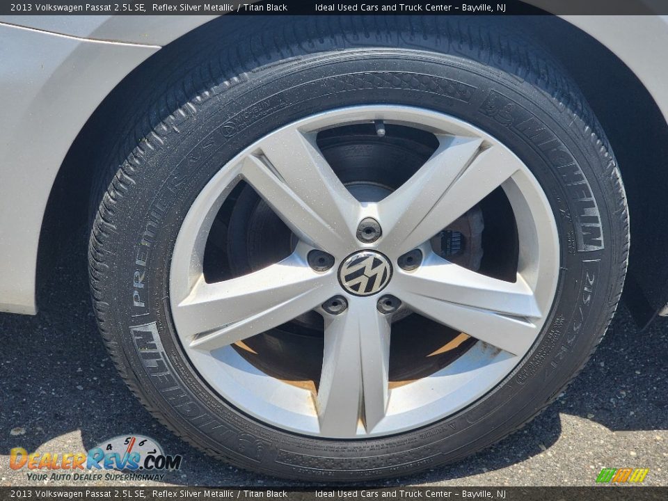 2013 Volkswagen Passat 2.5L SE Reflex Silver Metallic / Titan Black Photo #24