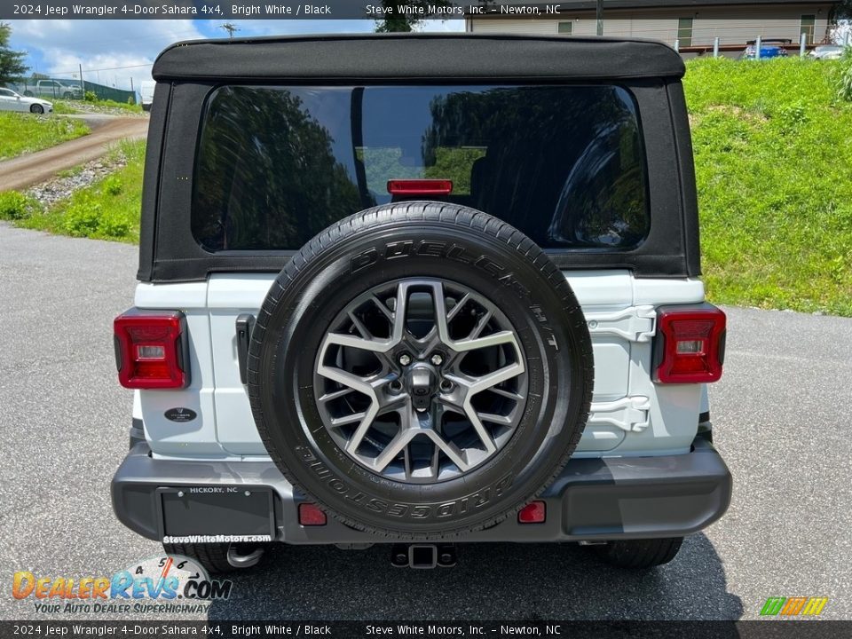 2024 Jeep Wrangler 4-Door Sahara 4x4 Bright White / Black Photo #7