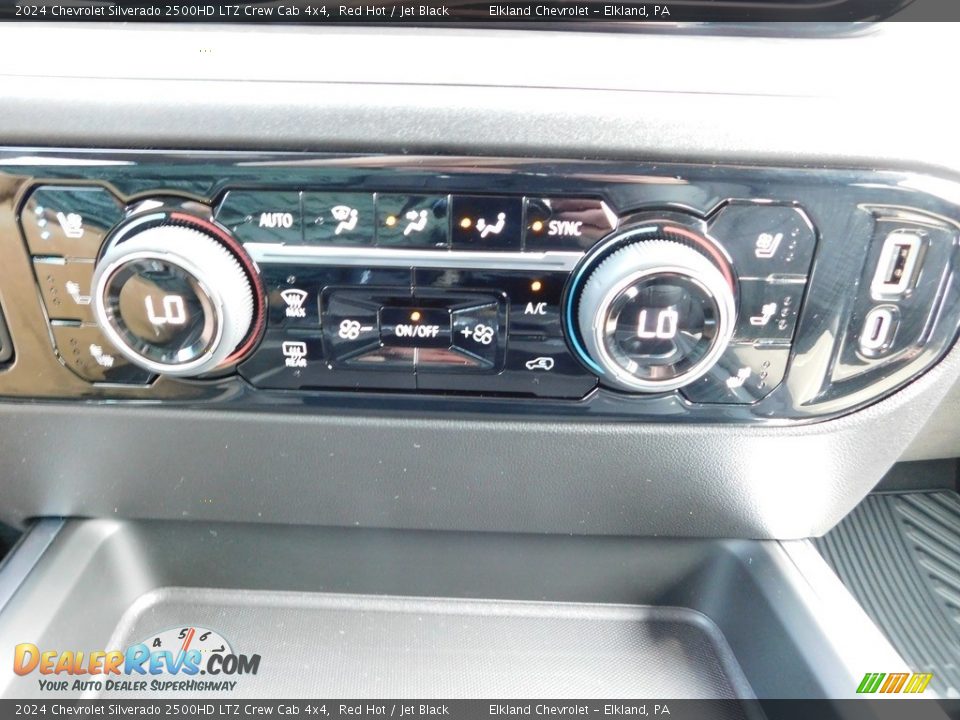 Controls of 2024 Chevrolet Silverado 2500HD LTZ Crew Cab 4x4 Photo #35