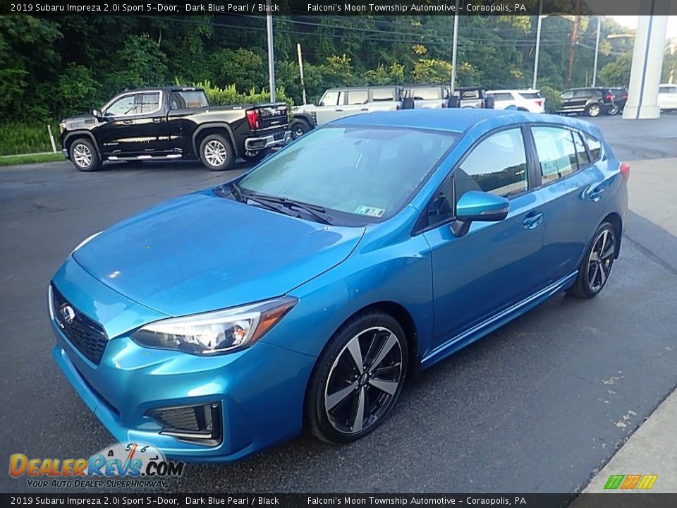 Front 3/4 View of 2019 Subaru Impreza 2.0i Sport 5-Door Photo #7