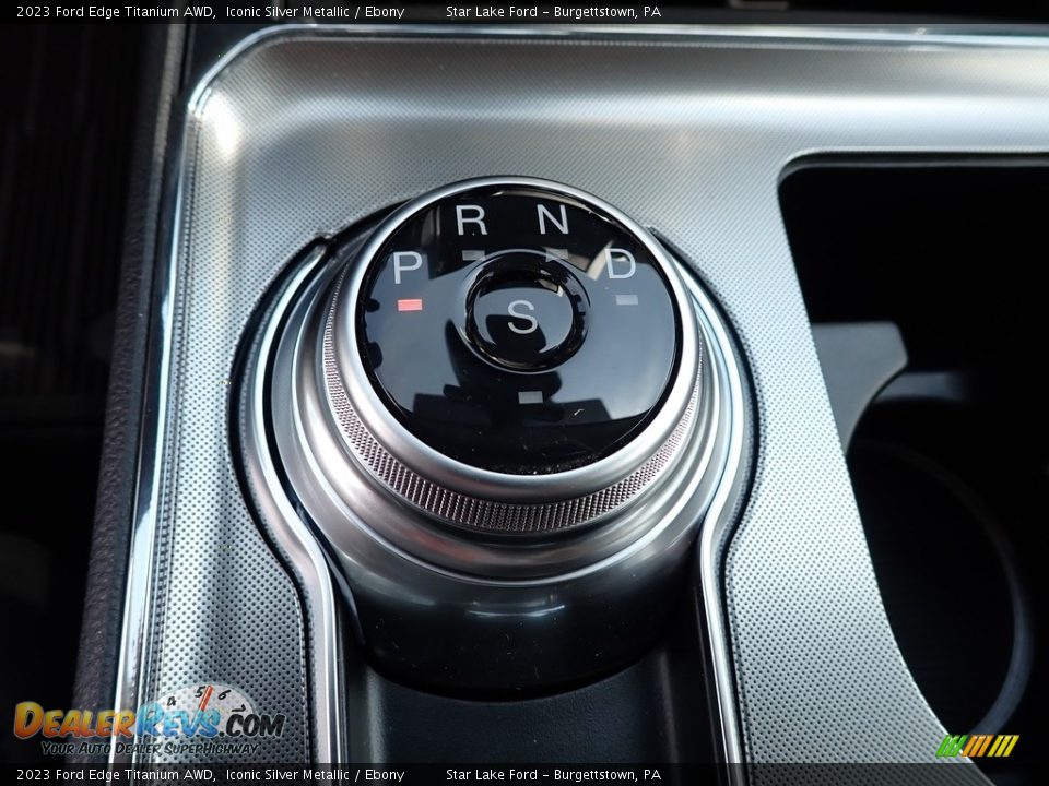 2023 Ford Edge Titanium AWD Shifter Photo #19