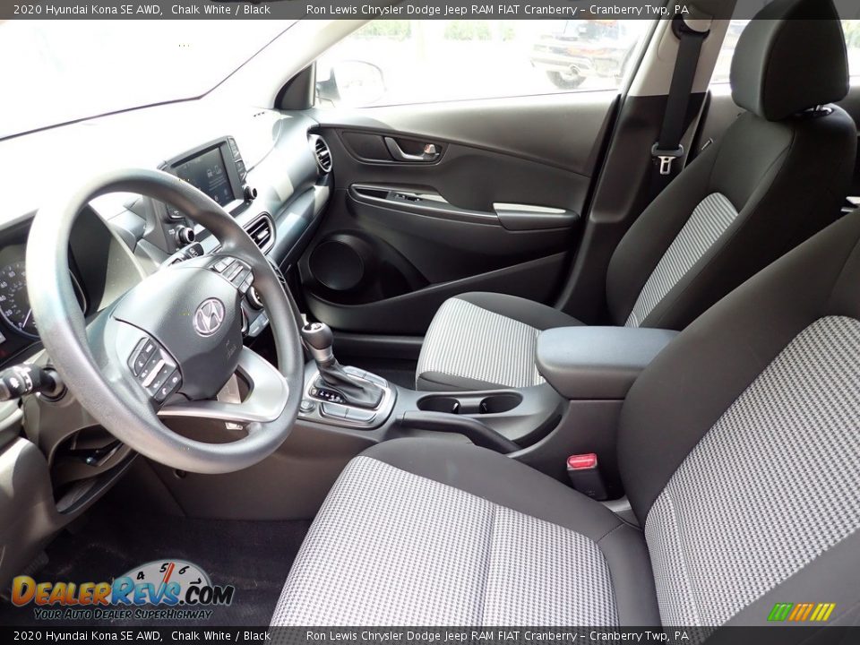 Front Seat of 2020 Hyundai Kona SE AWD Photo #13