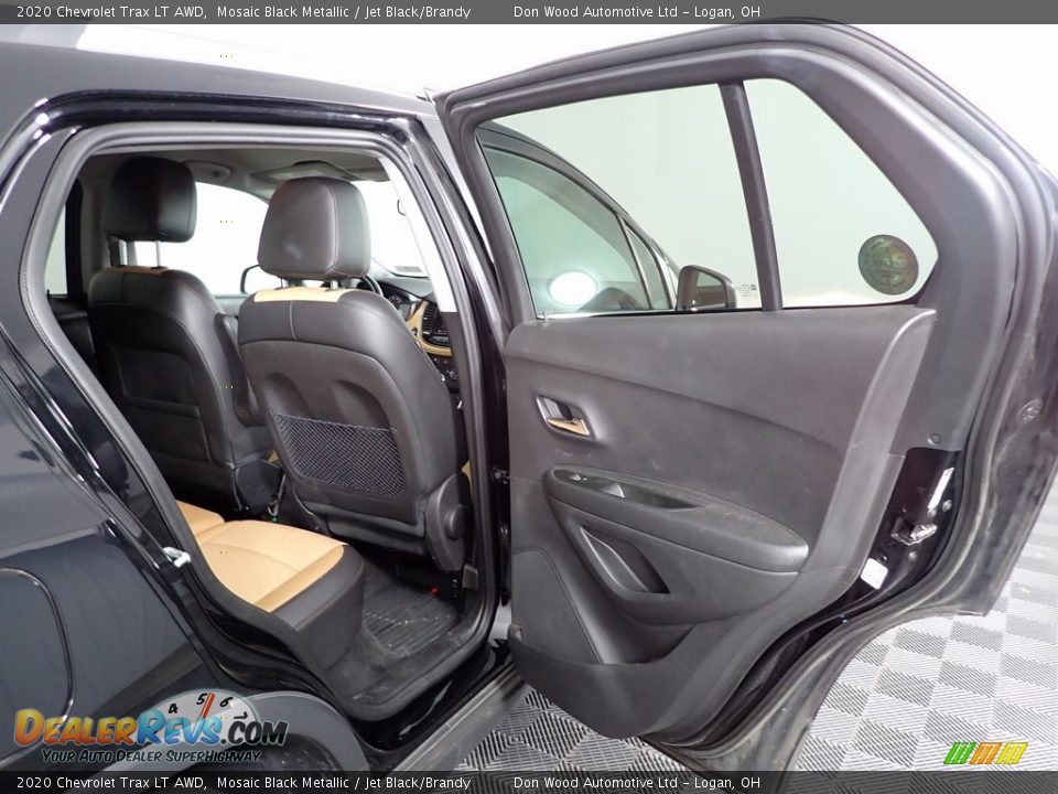 2020 Chevrolet Trax LT AWD Mosaic Black Metallic / Jet Black/Brandy Photo #26
