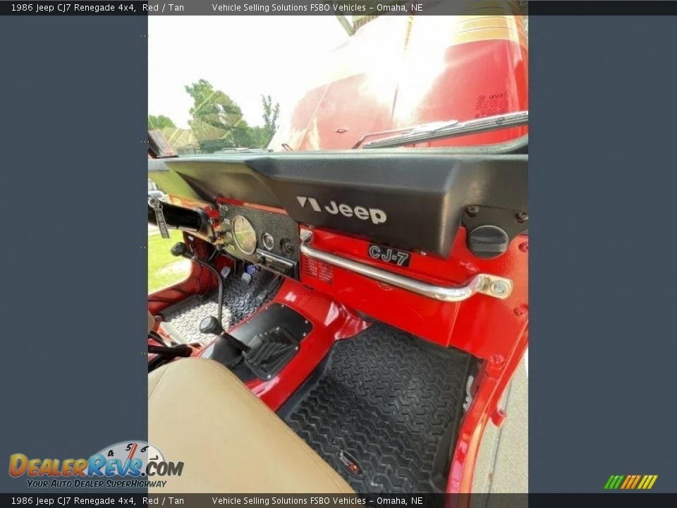 Dashboard of 1986 Jeep CJ7 Renegade 4x4 Photo #5