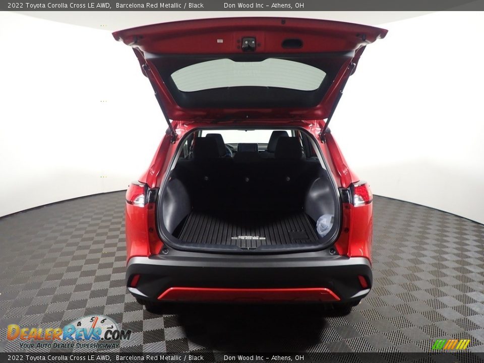 2022 Toyota Corolla Cross LE AWD Barcelona Red Metallic / Black Photo #12