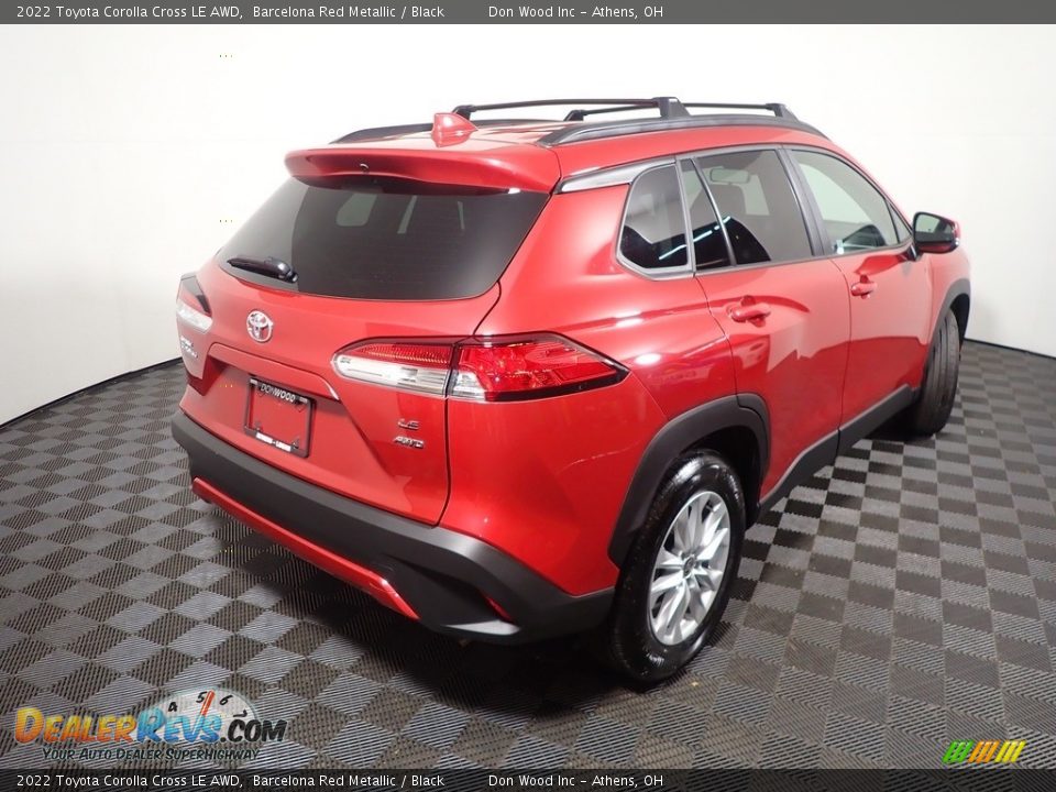 2022 Toyota Corolla Cross LE AWD Barcelona Red Metallic / Black Photo #15