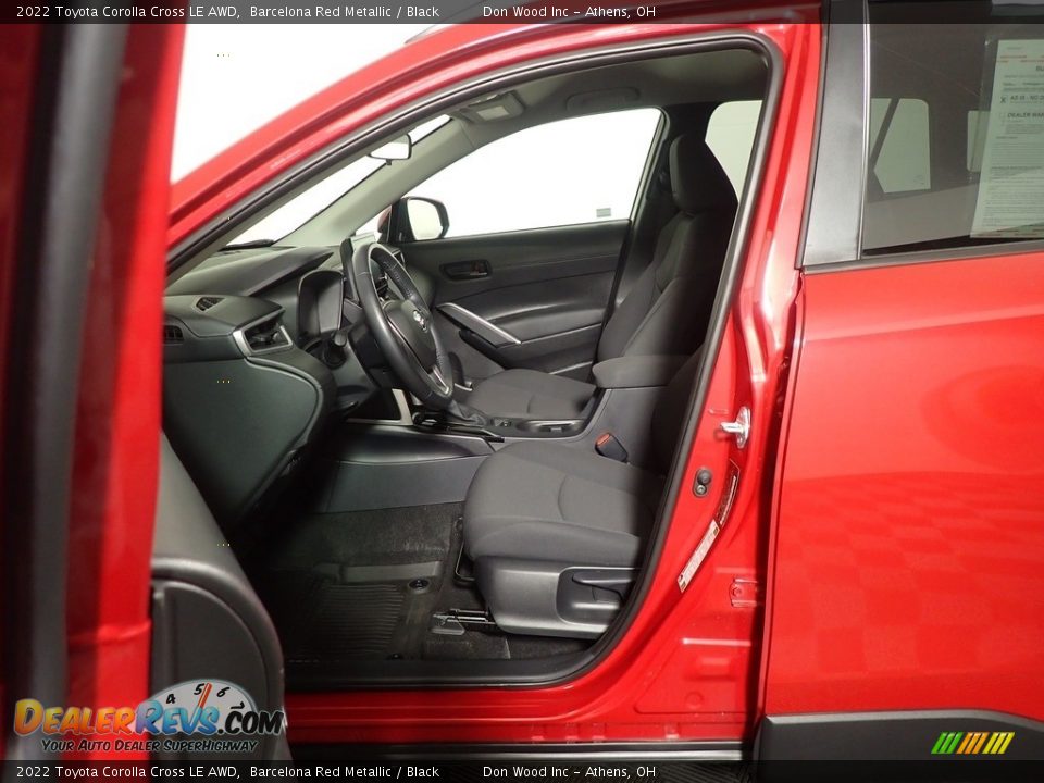 Front Seat of 2022 Toyota Corolla Cross LE AWD Photo #18