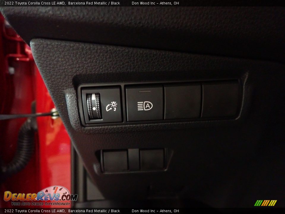 Controls of 2022 Toyota Corolla Cross LE AWD Photo #26