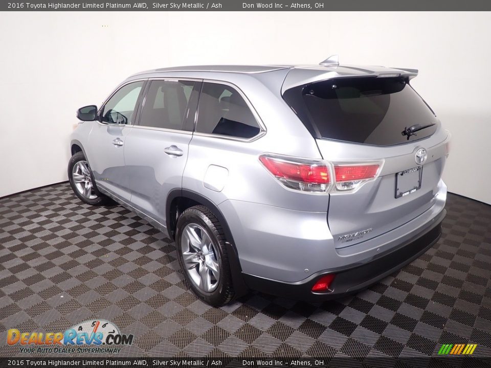 2016 Toyota Highlander Limited Platinum AWD Silver Sky Metallic / Ash Photo #12