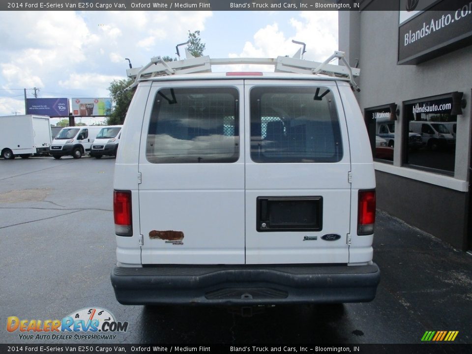 2014 Ford E-Series Van E250 Cargo Van Oxford White / Medium Flint Photo #22