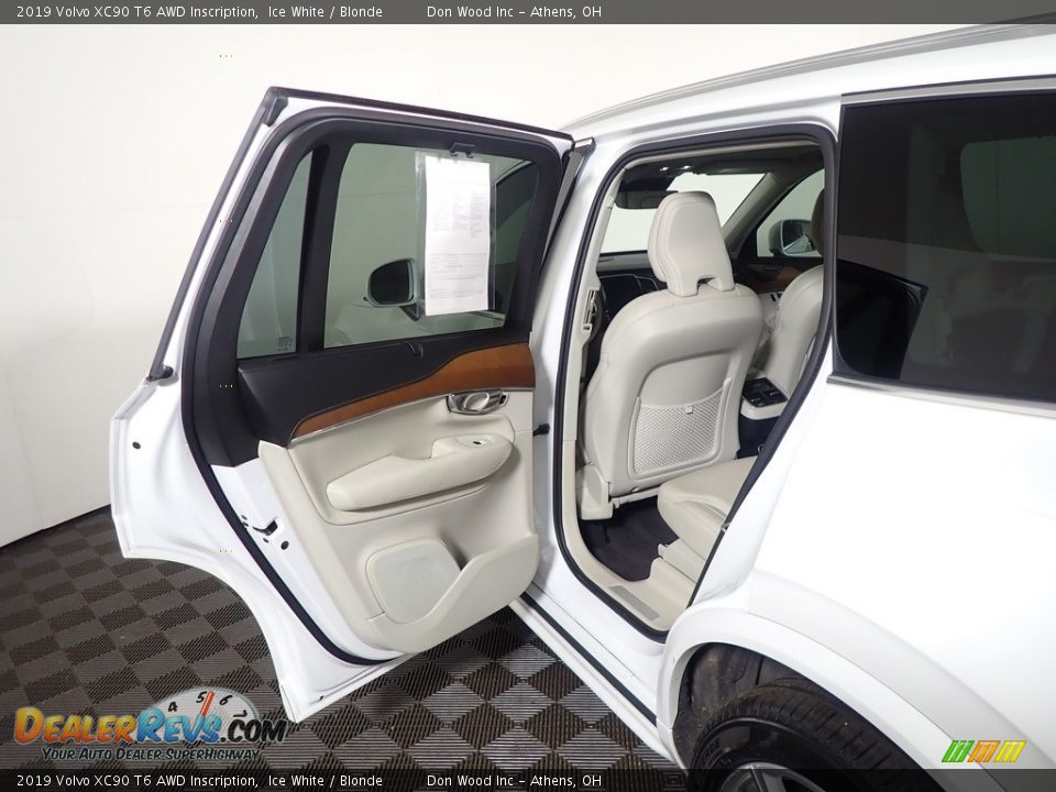 2019 Volvo XC90 T6 AWD Inscription Ice White / Blonde Photo #31