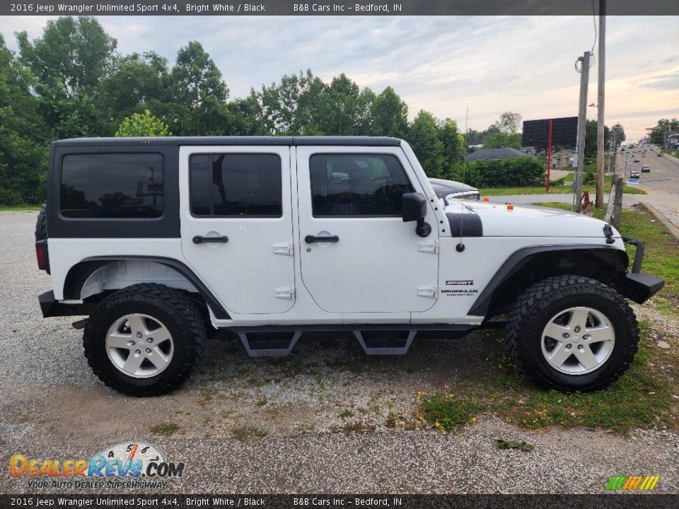 Bright White 2016 Jeep Wrangler Unlimited Sport 4x4 Photo #1