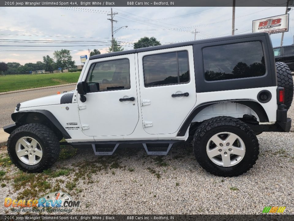 2016 Jeep Wrangler Unlimited Sport 4x4 Bright White / Black Photo #4