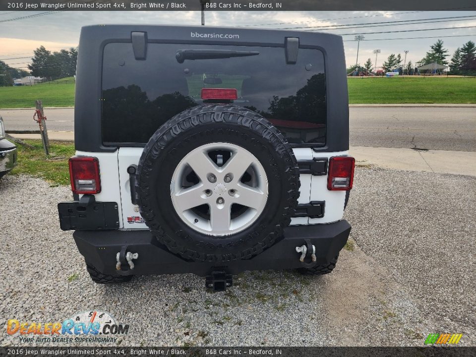 2016 Jeep Wrangler Unlimited Sport 4x4 Bright White / Black Photo #6