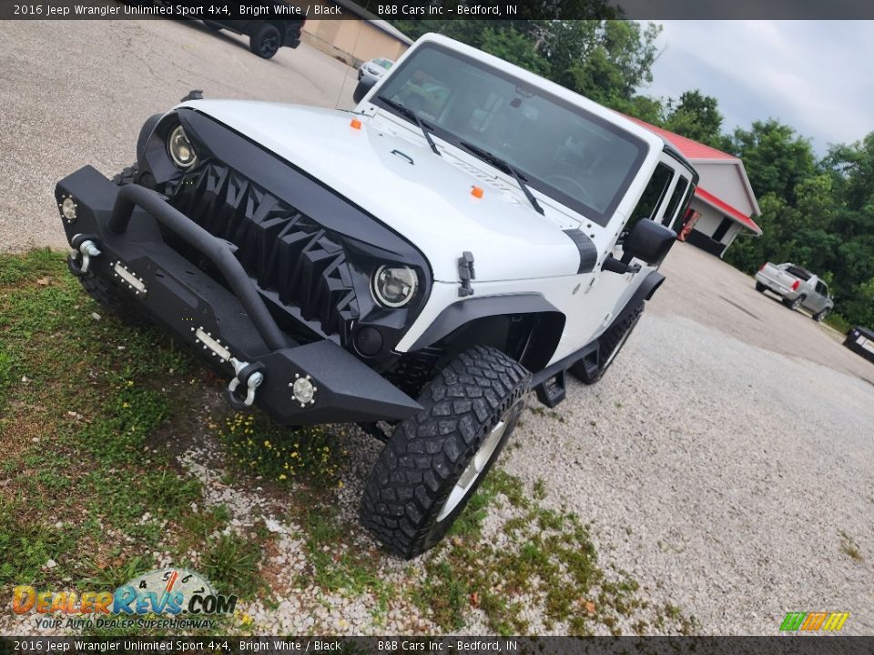 2016 Jeep Wrangler Unlimited Sport 4x4 Bright White / Black Photo #29