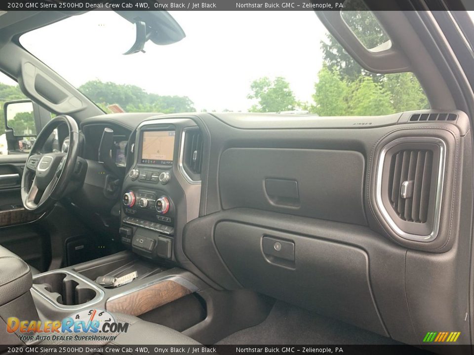 2020 GMC Sierra 2500HD Denali Crew Cab 4WD Onyx Black / Jet Black Photo #30