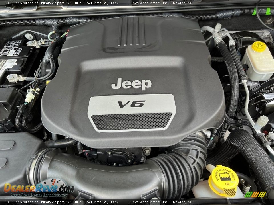 2017 Jeep Wrangler Unlimited Sport 4x4 Billet Silver Metallic / Black Photo #9