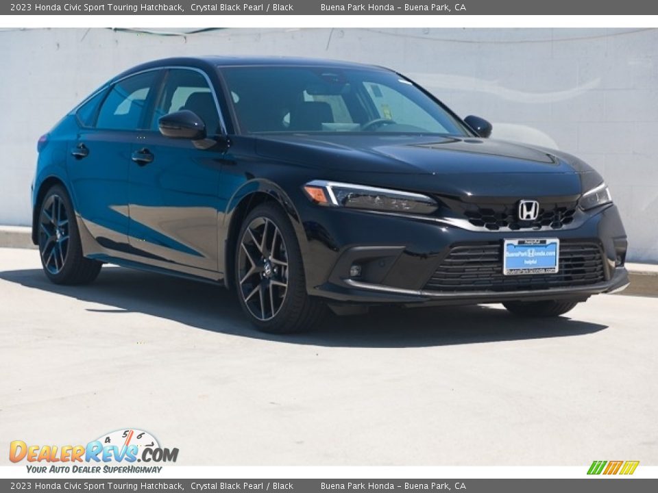 Front 3/4 View of 2023 Honda Civic Sport Touring Hatchback Photo #1