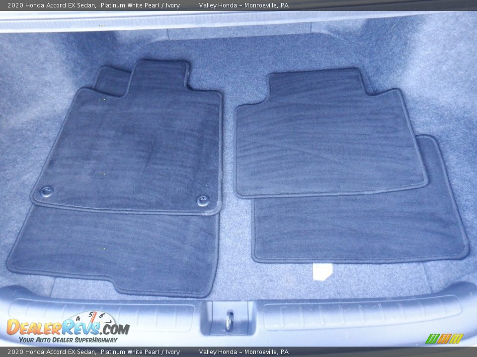 2020 Honda Accord EX Sedan Platinum White Pearl / Ivory Photo #31