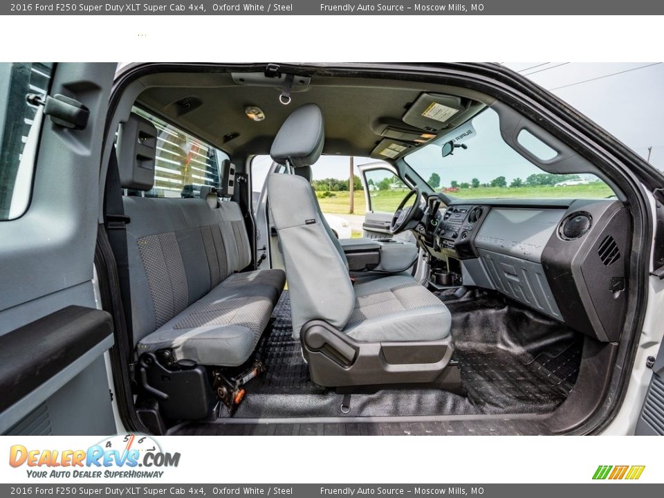 2016 Ford F250 Super Duty XLT Super Cab 4x4 Oxford White / Steel Photo #22