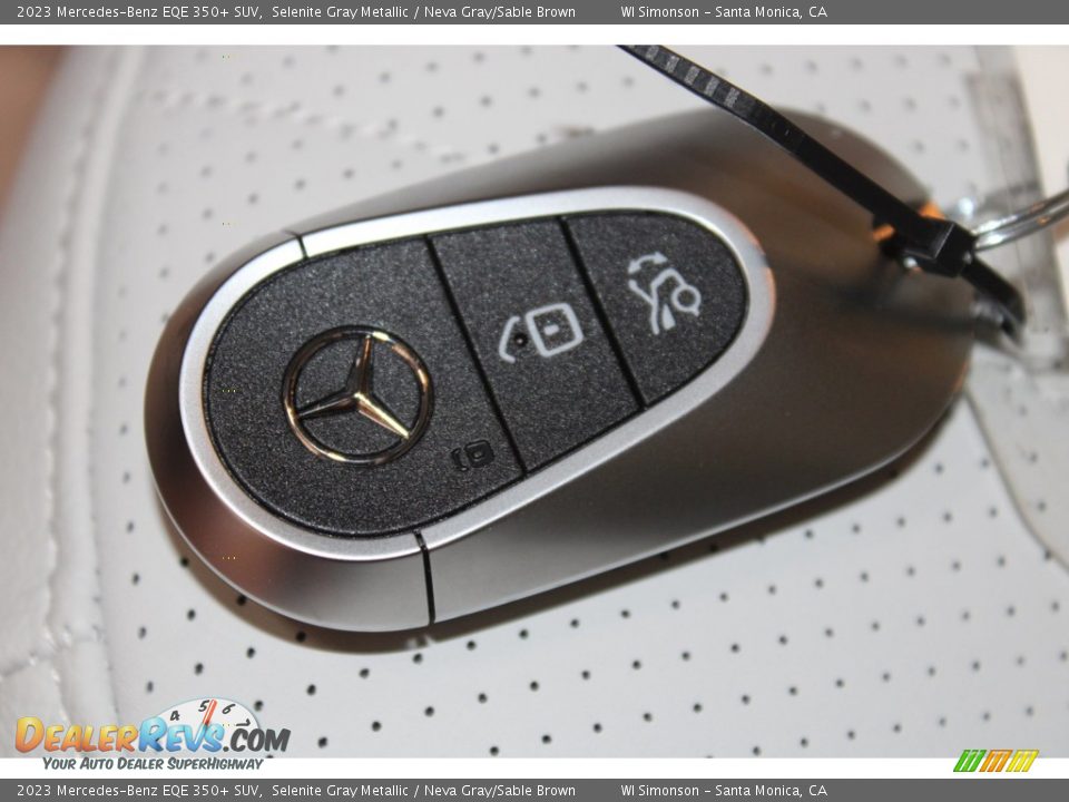 Keys of 2023 Mercedes-Benz EQE 350+ SUV Photo #33