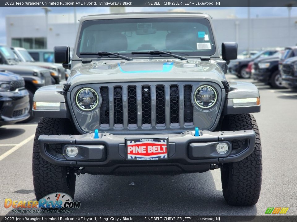 2023 Jeep Wrangler Unlimited Rubicon 4XE Hybrid Sting-Gray / Black Photo #2