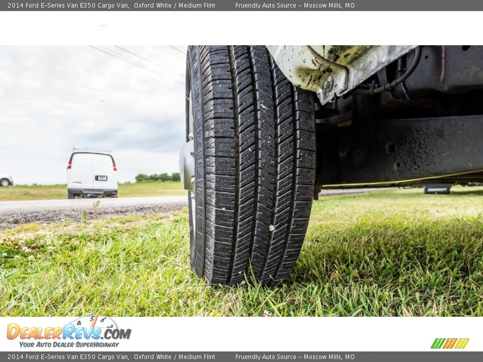 2014 Ford E-Series Van E350 Cargo Van Oxford White / Medium Flint Photo #15