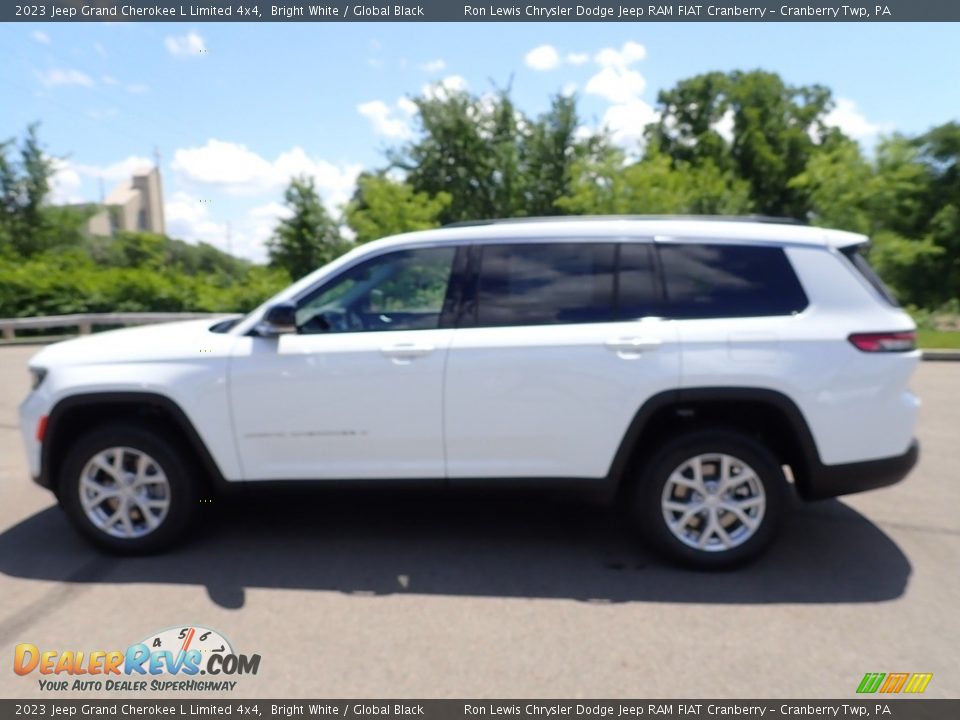 2023 Jeep Grand Cherokee L Limited 4x4 Bright White / Global Black Photo #2