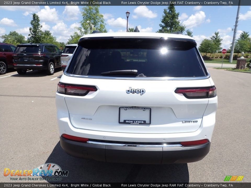 2023 Jeep Grand Cherokee L Limited 4x4 Bright White / Global Black Photo #4