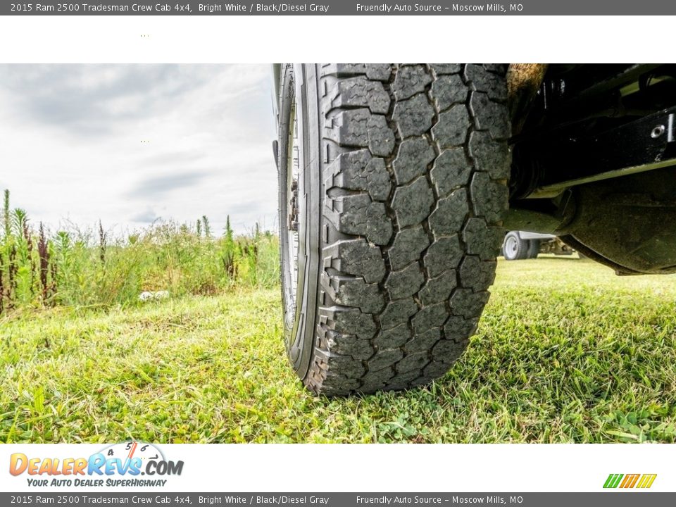 2015 Ram 2500 Tradesman Crew Cab 4x4 Bright White / Black/Diesel Gray Photo #12